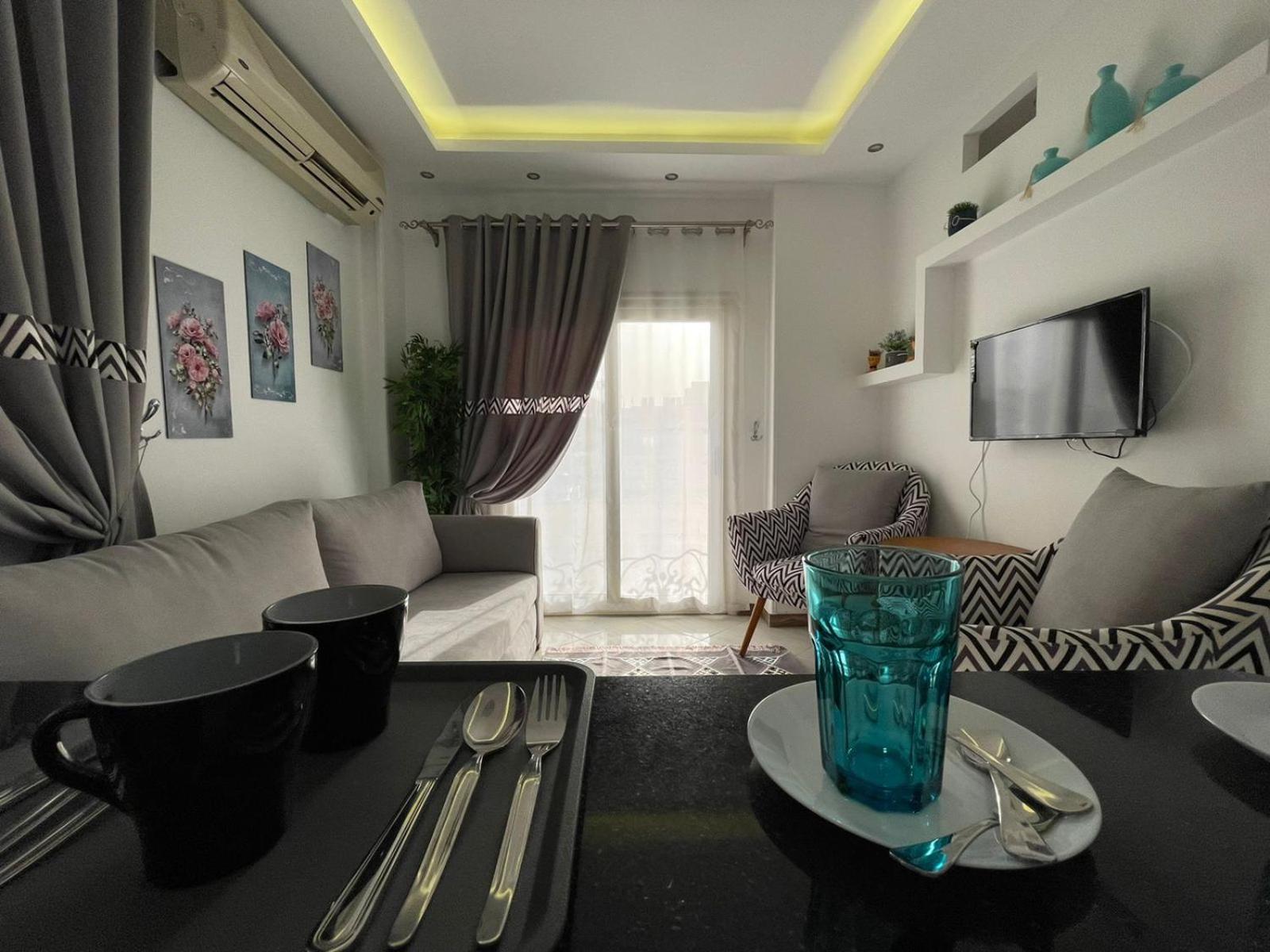 Appartement في قلب الجديدة تطل على شارع التسعين الشمالي Le Caire